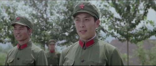 高山上的花环在线观看,一场壮美山景下的感人故事 第2张 高山上的花环在线观看,一场壮美山景下的感人故事 第2张