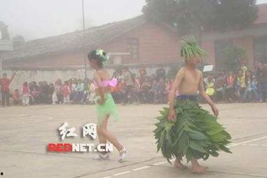 李宁服装秀爆料视频,揭秘幕后爆料视频精彩瞬间  第3张