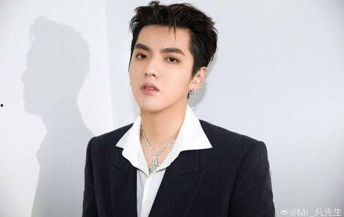 穿书吃瓜娱乐圈文男主,男主的吃瓜日常 第2张 穿书吃瓜娱乐圈文男主,男主的吃瓜日常 第2张