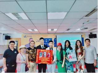 河北石家庄网红爆料新闻,揭秘城市新热点背后的故事 第3张 河北石家庄网红爆料新闻,揭秘城市新热点背后的故事 第3张