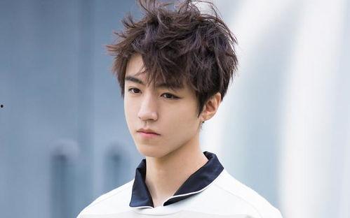 王俊凯张子枫圈内爆料,揭秘娱乐圈不为人知的幕后故事