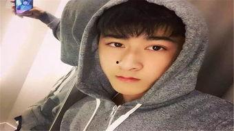 吃瓜娱乐圈摩登兄弟,吃瓜娱乐圈的璀璨星光 第2张 吃瓜娱乐圈摩登兄弟,吃瓜娱乐圈的璀璨星光 第2张